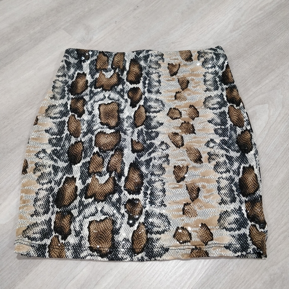 Windsor Dresses & Skirts - Windsor Snake print sequin stretchy mini skirt
